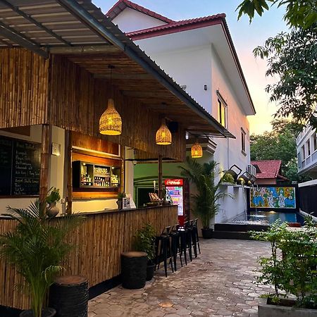 Gecko Hostel Siem Reap Exterior photo